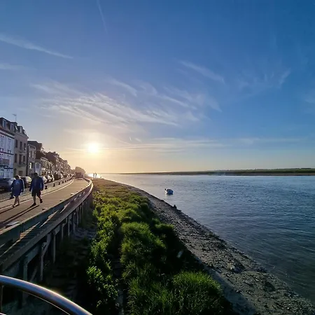 Avec Piscine Les Planches A Valery Somme Saint-Valéry-sur-Somme